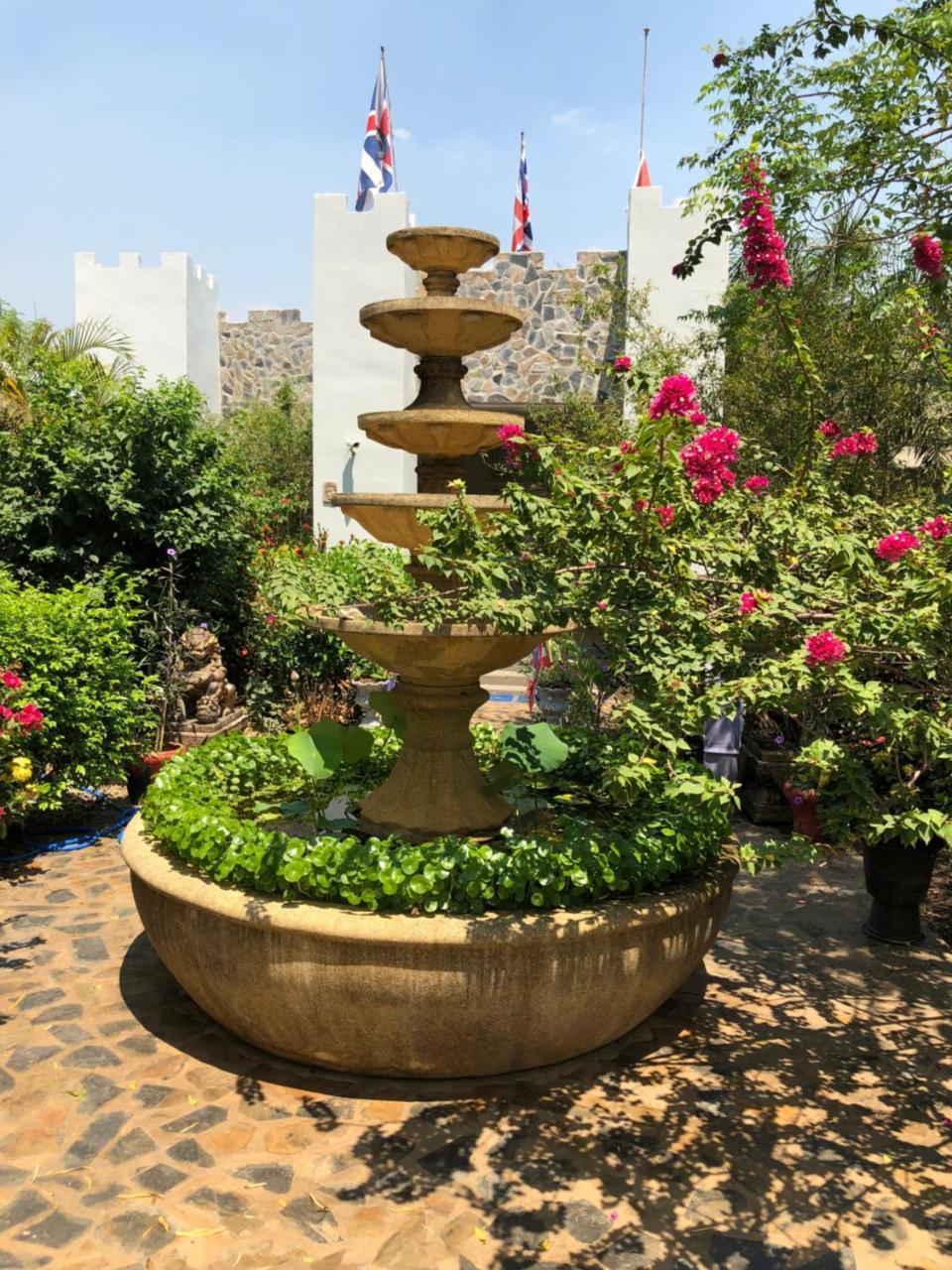 Thai Castle Resort Ban Thap Sila Exterior photo